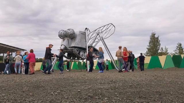 Танцы вокруг Онежского Комара в Петрозаводске смотреть онлайн