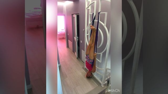 Вытяжение позвоночника в перевёрнутой асане. смотреть онлайн