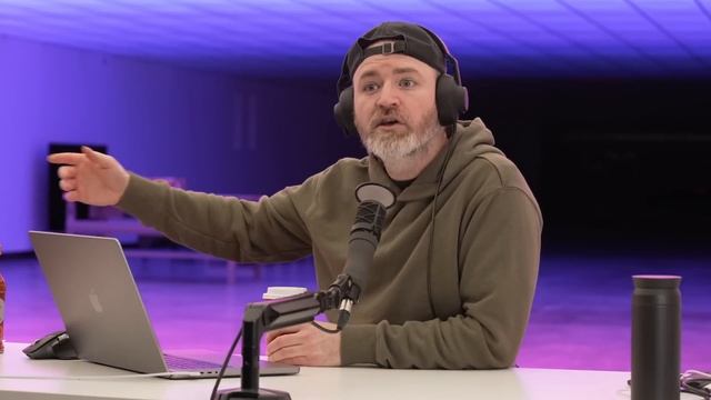 Samsung Just Did What Apple Didn't Want To Do... смотреть онлайн