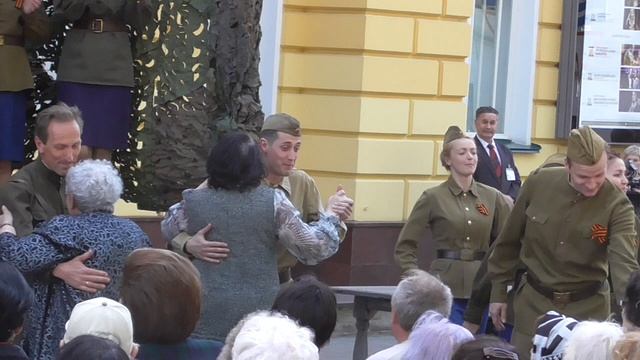 "Песенка Фронтового Шофера".mp4 смотреть онлайн