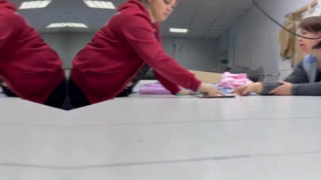 Один день на швейном производстве ✂️ смотреть онлайн