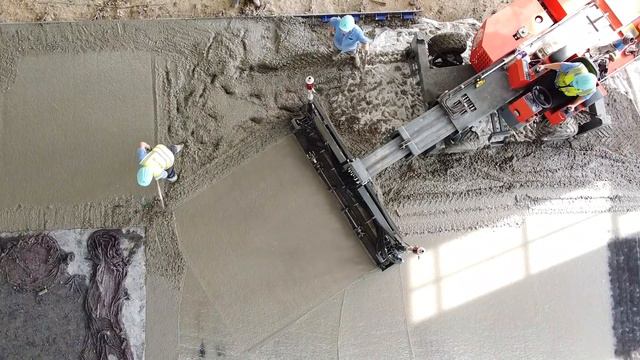 CONMEC CBLS-300 II Boom Screed and CBTS-200 Topping Spreader in action смотреть онлайн