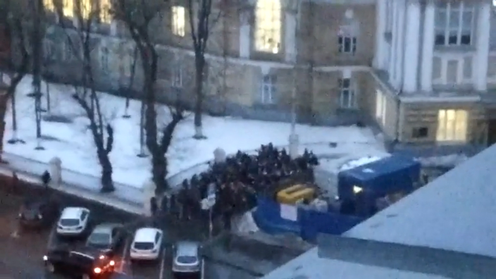 Москва. Массовая драка фанатов (31.01.2016 г.) смотреть онлайн