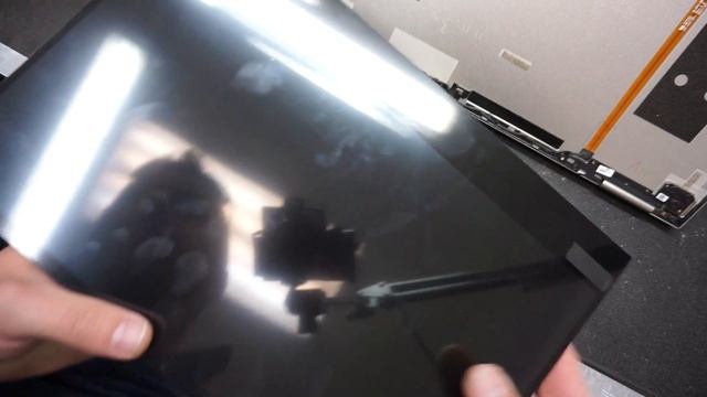 Lenovo Yoga 730-13IKB LCD replacement смотреть онлайн