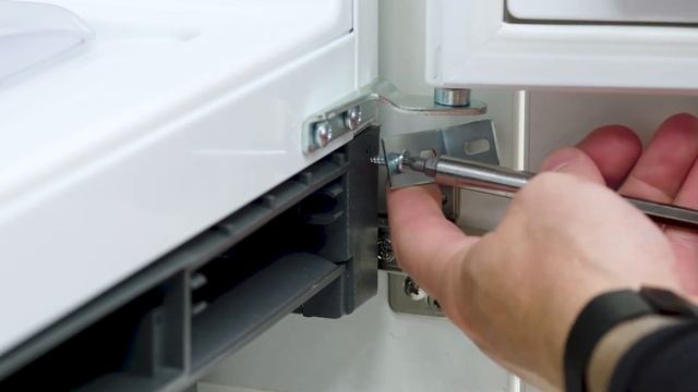 How to install your Electrolux sliding door under counter fridge смотреть онлайн