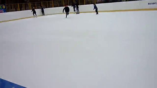 Как мы с Викой катались на коньках. смотреть онлайн