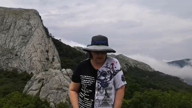 12.06.2020. Надежда Токарева. Работа на месте силы - Храм Солнца Ра. Крым 1