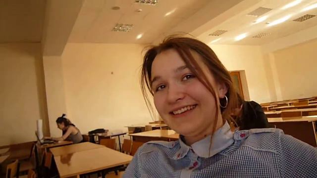и стульчик складной смотреть онлайн