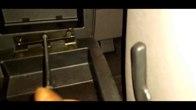 How to replace the center console lid|R50 Pathfinder/Infiniti QX4 смотреть онлайн