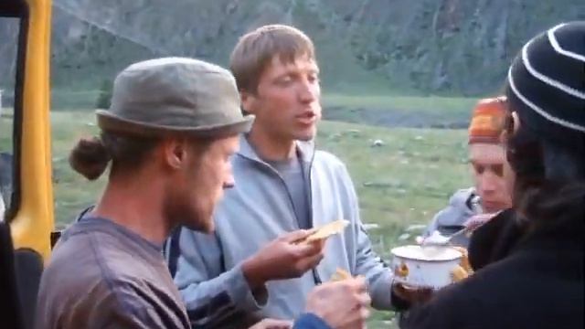 Хиппи-бас в тувинских горах смотреть онлайн