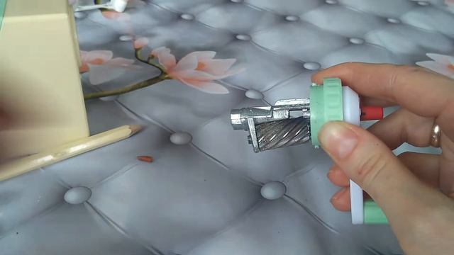 Механическая точилка карандашей не точит. Что делать? смотреть онлайн