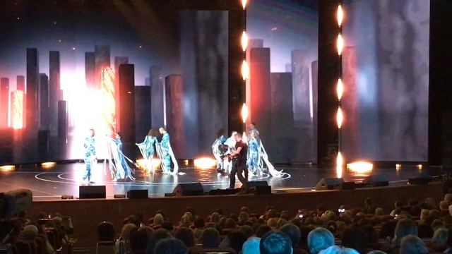 Кирилл Туриченко - Ты и я (Крокус Сити Холл, 14.12.2022) смотреть онлайн