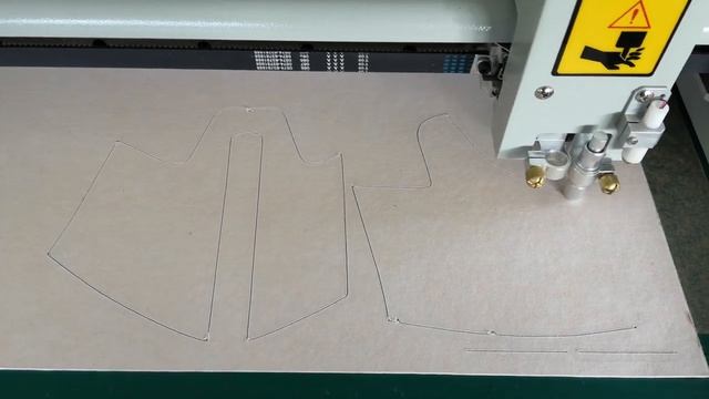 Обувной Картон 2 мм резка на плоттере Ruizhou RZCAM5 смотреть онлайн