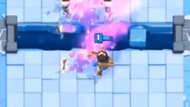 {SPARK NÃO PRECISA RECARREGA} CLASH ROYALE MOMENTOS ENGRAÇADOS #1 смотреть онлайн