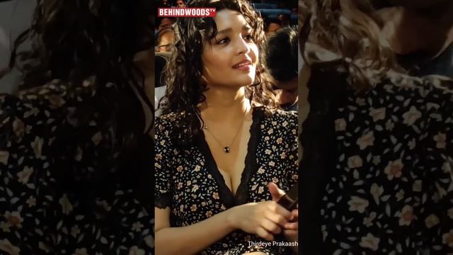 ?Water Bottle ரொம்ப Cute-ஆ கேட்ட Ritika смотреть онлайн