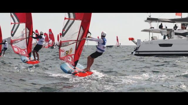 2 Frères pour 1 médaille - Vue de la Corniche - Épisode 9 смотреть онлайн