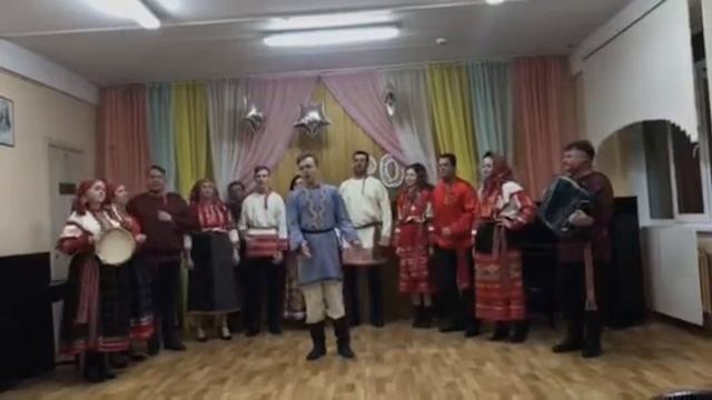 Фолк -ансамбль" Перуница"- "Эх,при дороге красная рябина" смотреть онлайн