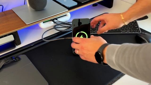 Horizon 3 in 1 MagSafe Certified Charger by Ampere | The Best Yet? [Sponsored] смотреть онлайн