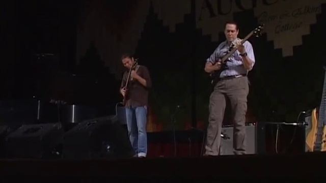 Lalo Garcia Spector Bass Slap Solo very cool with Daryl Davis piano смотреть онлайн