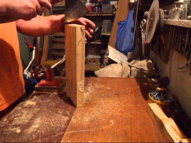 Прикол. Как сделать пистолет из дерева дома смотреть онлайн