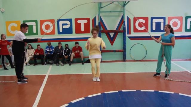 Весёлые старты в ХТТ смотреть онлайн