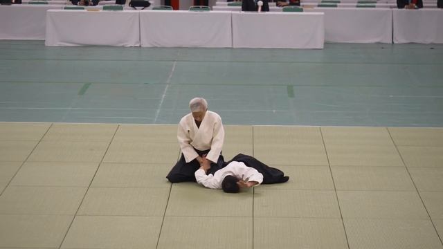 59-я Всеяпонская демонстрация айкидо (2022). (Досю) Моритеру Уэсиба