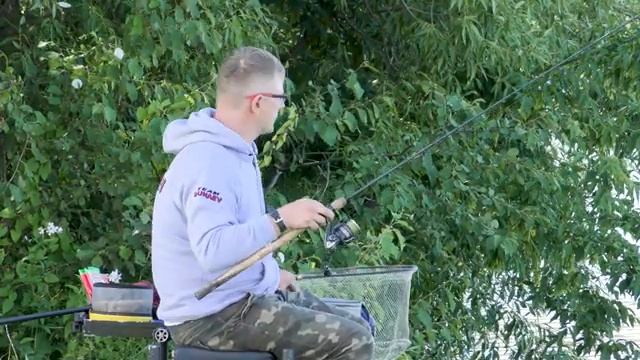 Ловля на фидер. Как отсечь мелочь и ловить нормальную рыбу. смотреть онлайн