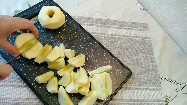 Шарлотка по-польски! / Яблочный пирог с заварным кремом! смотреть онлайн