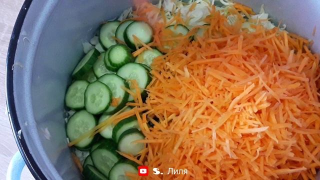 Салат из капусты "Дары Осени". Мой любимый рецепт. смотреть онлайн