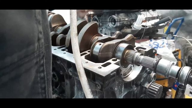 Ford Focus ST225 Engine Rebuild part 3 смотреть онлайн