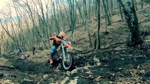 Как научится правильно работать сцеплением в эндуро