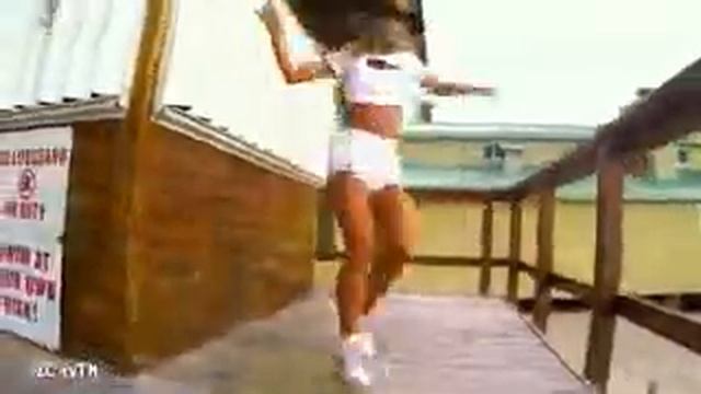 Шаффл (Shuffle Dance)Красивая девушка красивоооо танцует(2019 ♫) смотреть онлайн