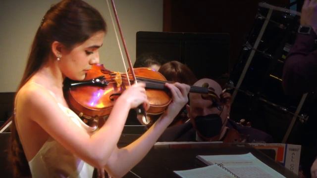 Mendelssohn's Violin Concerto In E Minor, Op. 64 With Soloists Isabela Diaz, Violin