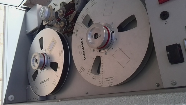 36-ти дорожечный магнитофон ASSMANN на 1" ленту. смотреть онлайн