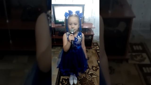 Песня к 8 марта ! С прасдником всех! смотреть онлайн