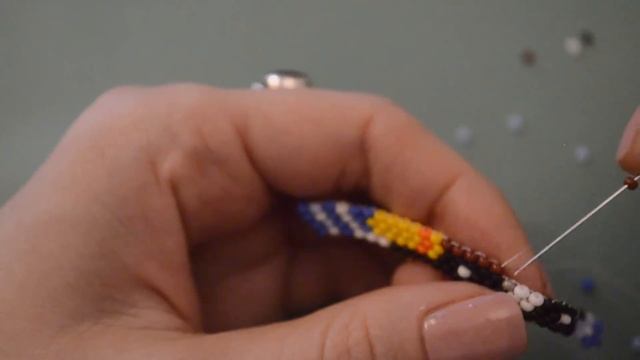 ?Новогодний шар из бисера. Часть 1 из 7. Бисероплетение. Мастер класс смотреть онлайн