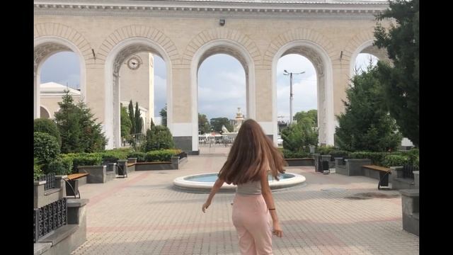 первый раз в университете//гуляем по городу, ищем жильё смотреть онлайн