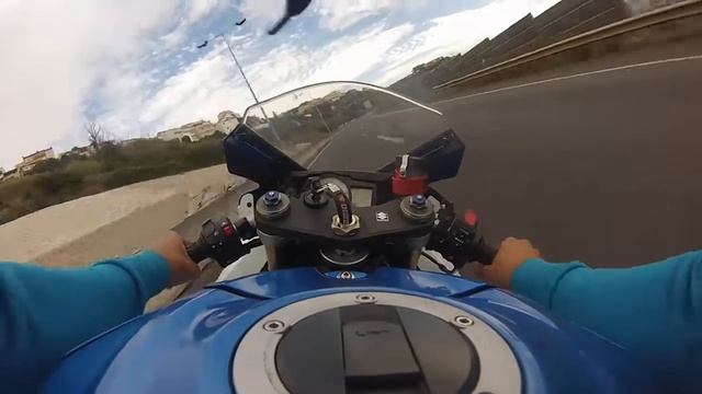 Suzuki Gsxr 600 k9 PORTUGAL смотреть онлайн