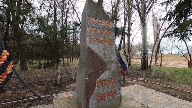 #крым #Саки - Строительство НОВОЙ спортплощадки в городе? Как выглядят крымские дворики смотреть онлайн