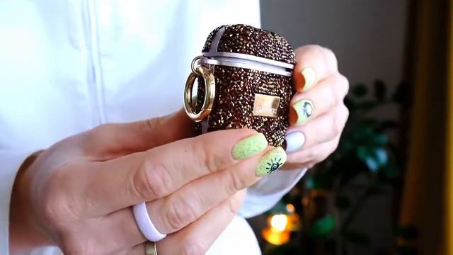 Чехол для AirPods 1/2 Swarovski с мелкими кристаллами OEM Red with Gold смотреть онлайн