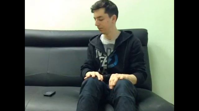 Написал первым (Vine by Sasha Mills) смотреть онлайн