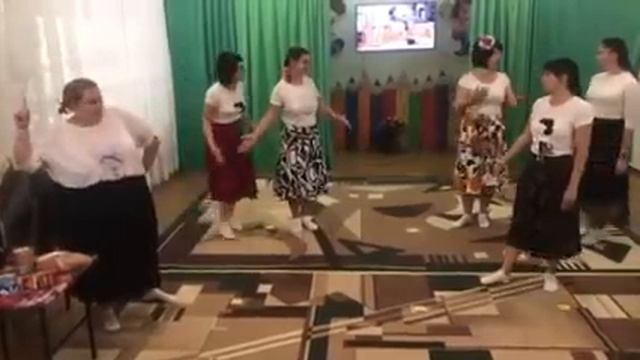 Федеріко Феліні танок, дивитись до кінця смотреть онлайн