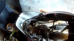 Не регулируются холостые обороты  скутера, карбюратор...