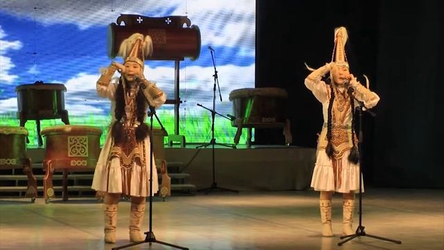 "Күн дьөһөгөйдөрө". Аэлита Ершова, Виолетта Сокольникова. Хомус. смотреть онлайн