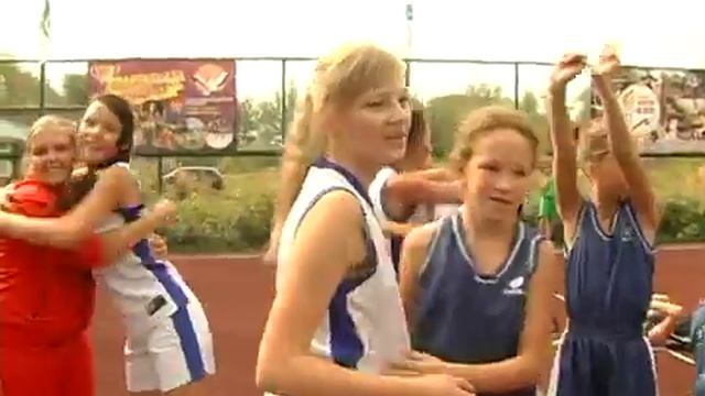 Новая баскетбольная площадка на стадионе Юность смотреть онлайн