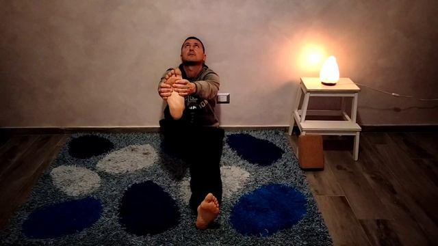 Qi Gong - Antico Esercizio Contro I Dolori Degli Arti, I Dolori Lombari E La Stanchezza Fisica