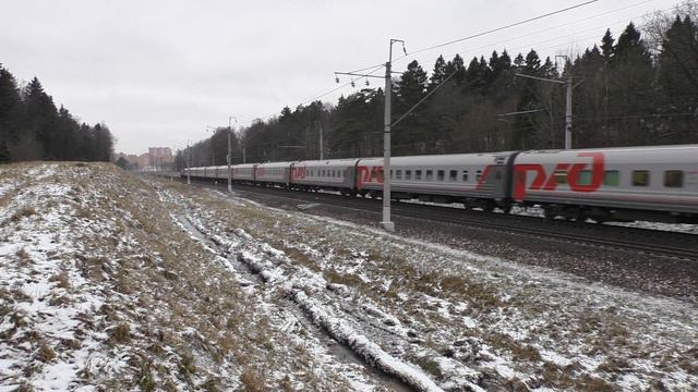 Электровоз ЭП20-027 с поездом № 739 Москва - Брянск смотреть онлайн