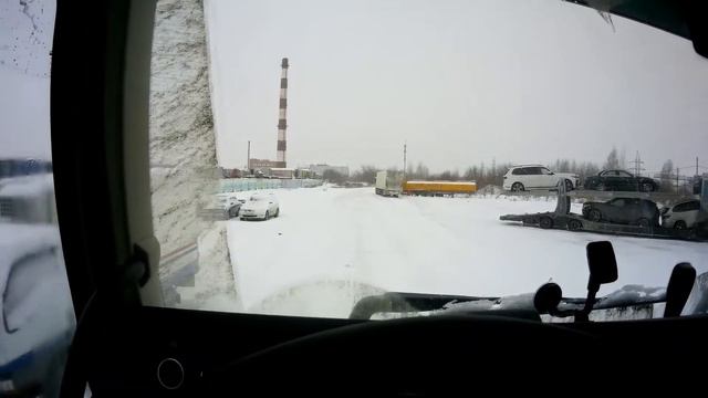 Погрузка. А везти всего 3 км 😁 смотреть онлайн