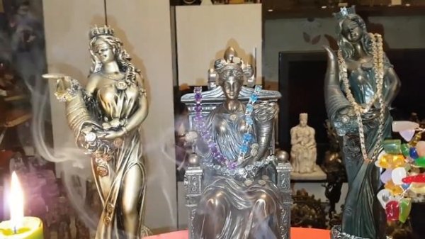 VIVAT ФОРТУНА. ДЛЯ ВСЕХ. ВЕДЬМИНА ИЗБА. ИНГА ХОСРОЕВА.ОБРЯД НА УДАЧУ