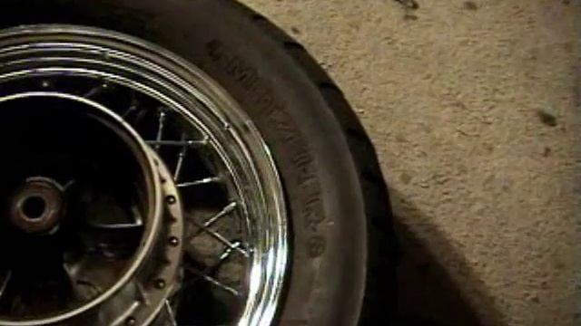 Motorcycle Tire Repair HAND TOOLS USED to Remove Motorcycle Tires from the Rim Wheel diy смотреть онлайн